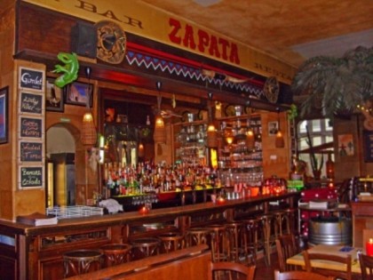 照片: Zapata